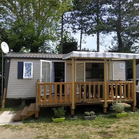 营地 Camping Bois Masson *