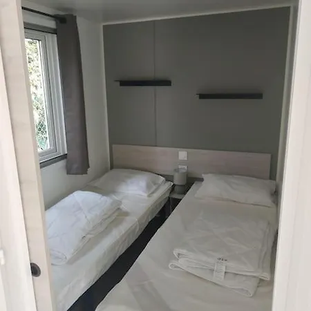 Camping Bois Masson 圣让-德蒙